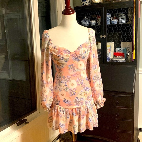 URBAN OUTFITTERS NWT Botanical Print Size XS - Picture 1 of 12